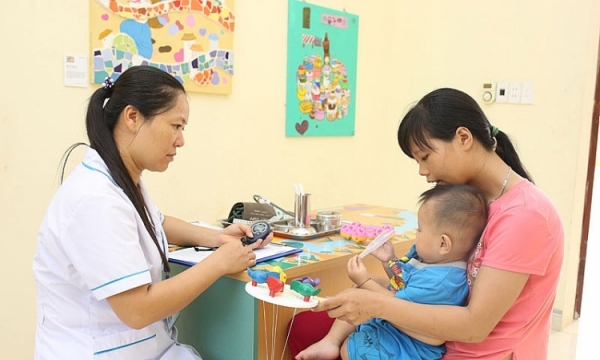 Chăm sóc dinh dưỡng 1.000 ngày đầu đời nhằm phòng chống suy dinh dưỡng bà mẹ, trẻ em